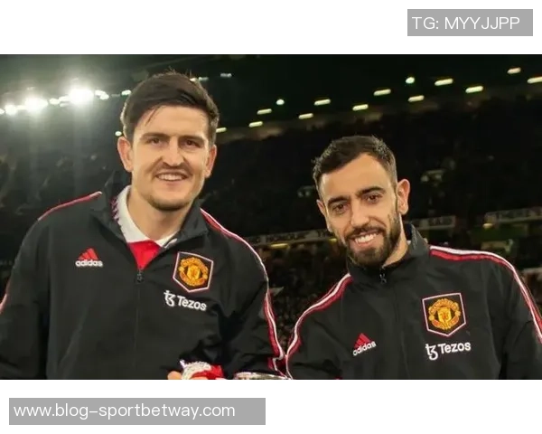 大将归队助力曼联马奎尔与B费入选对阵伯恩利大名单 大将归队助力曼联马奎尔与B费入选对阵伯恩利大名单